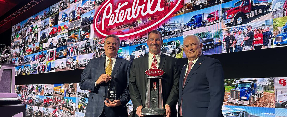 GT Peterbilt Recieves 2023 Best In Class Dealer Award